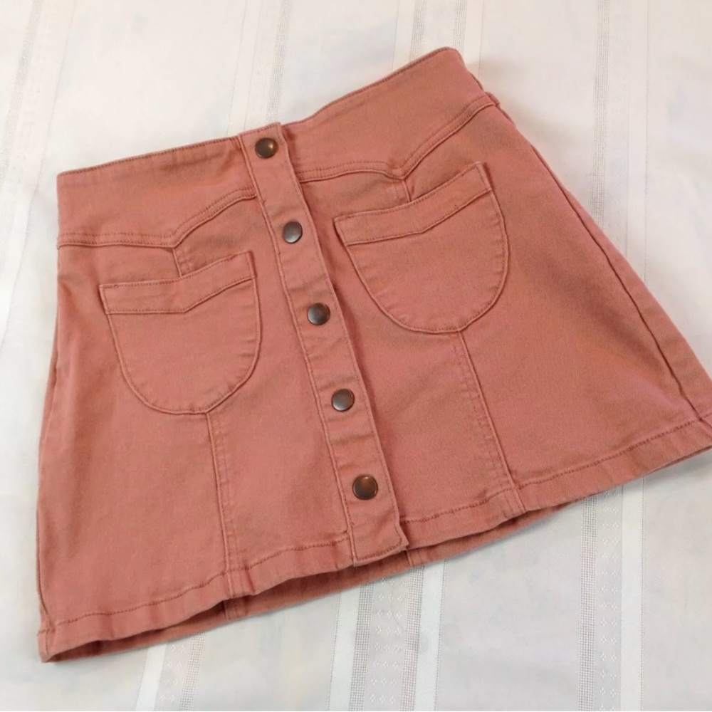 FOREVER21 Snap-Front A-Line Denim Skirt